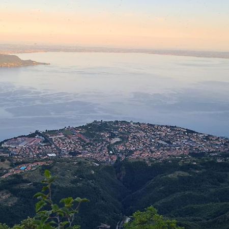 Al Mulino - Lago Di Garda 토스콜라노마데노 외부 사진